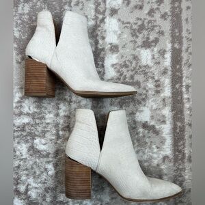 Steve Madden Cream Ankle Booties